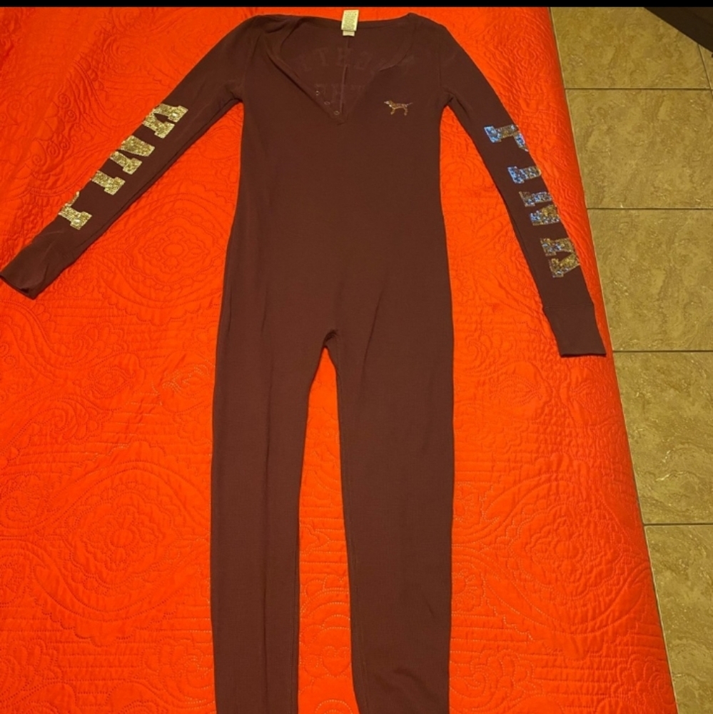 SOLD PN MERCARI!!RARE!!!Victoria secret Pink Onesie